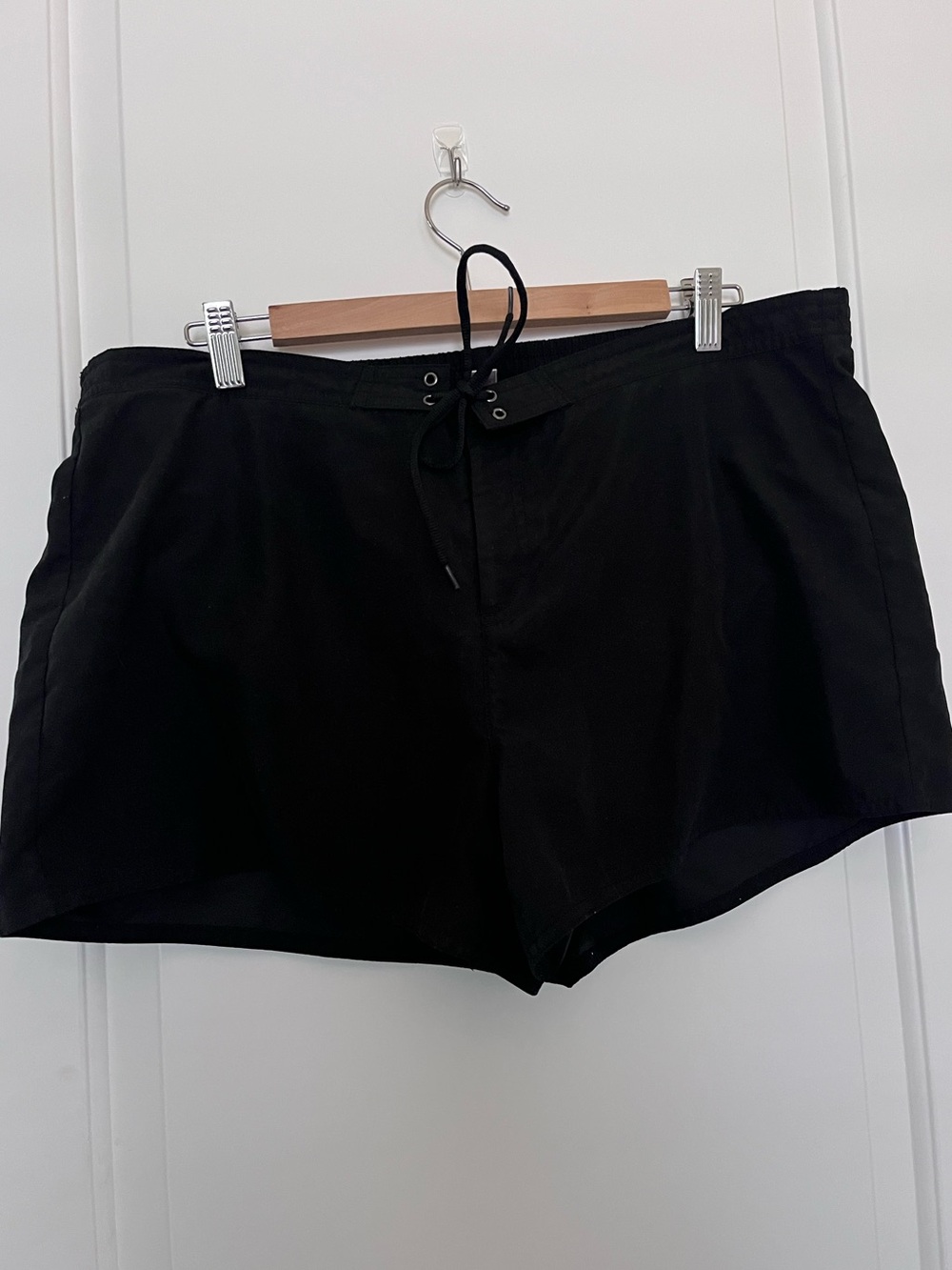 Tropical Escape Black Drawstring - zip Swim board Beach Shorts size 14